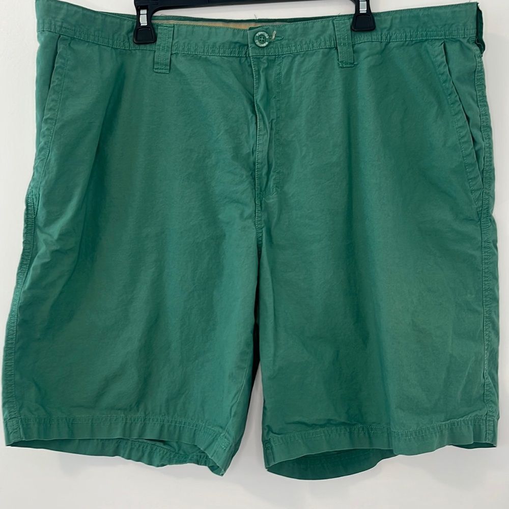 Men’s Columbia Cotton Green Shorts 44 Waist 10” Inseam Outdoor Hiking XXL